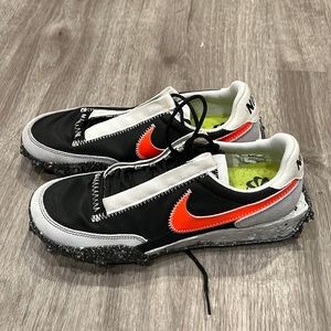 New without Box Womens Nike Move to Zero Sportswear Size 7